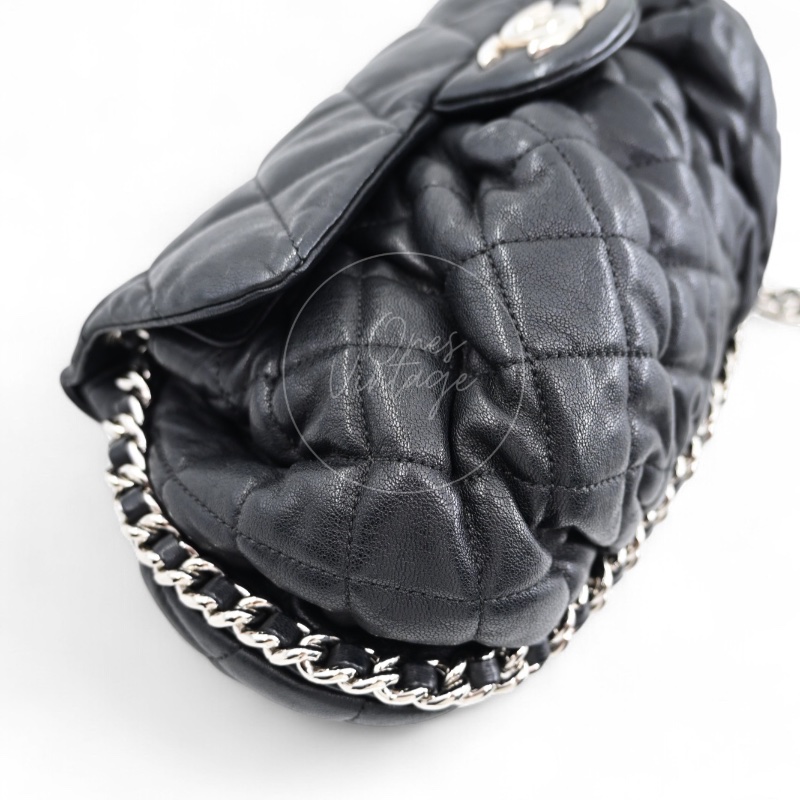 [Pre-owned] Chanel Black Caviar Chain Around Shoulder Bag-11