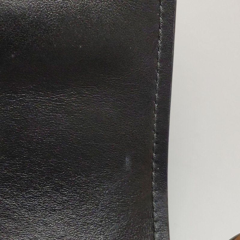 Prada Sidonie牛皮純色字母logo書封式插扣單肩包-11