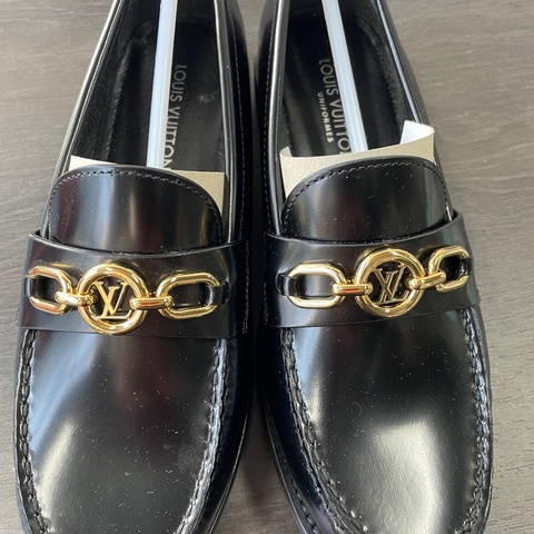 99新lv路易威登25111910黑色樂福35.5碼