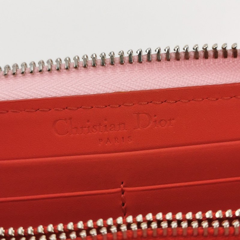 Dior牛皮純色藤格紋拉鏈錢包-6