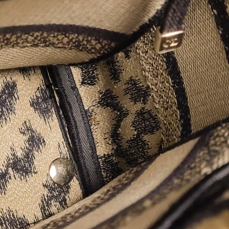 Dior Lady Dior戴妃包中號帆布拼色字母Logo吊飾斜挎包單肩包-9