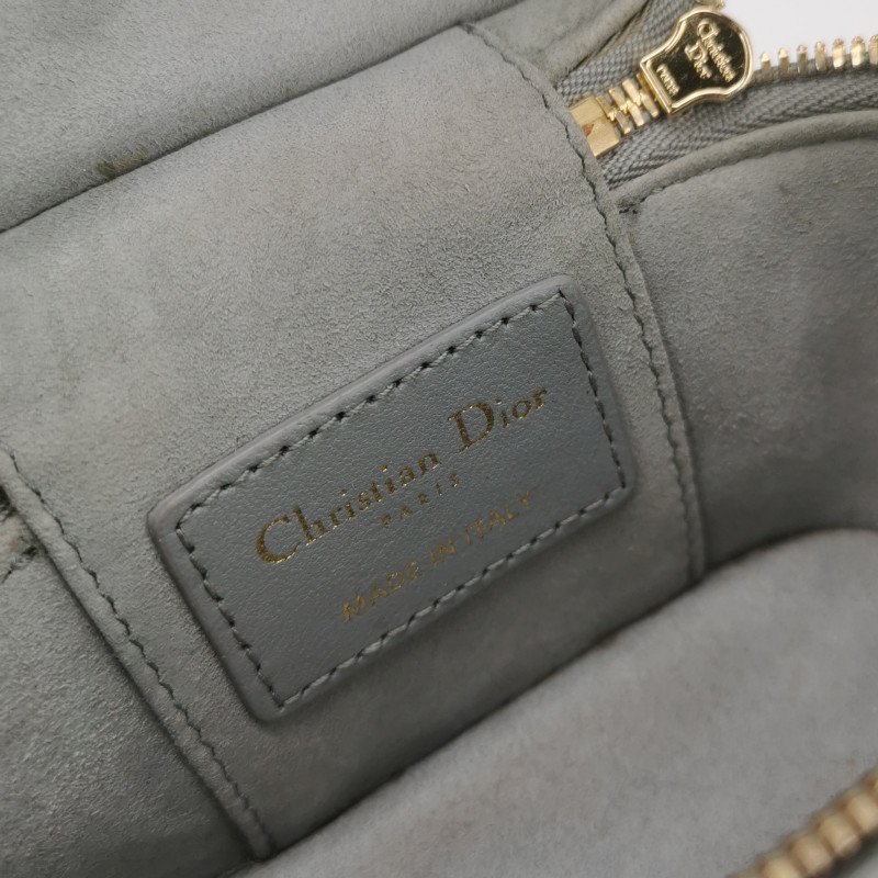 Dior Lady Dior Vanity超迷你牛皮純色藤格紋斜挎包單肩包-7