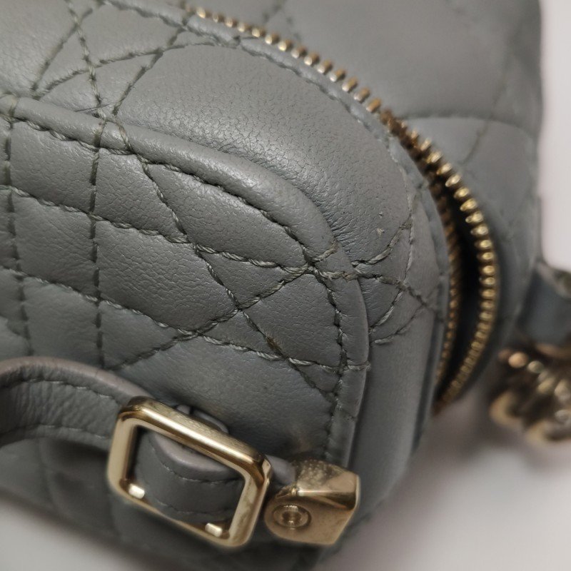 Dior Lady Dior Vanity超迷你牛皮純色藤格紋斜挎包單肩包-21