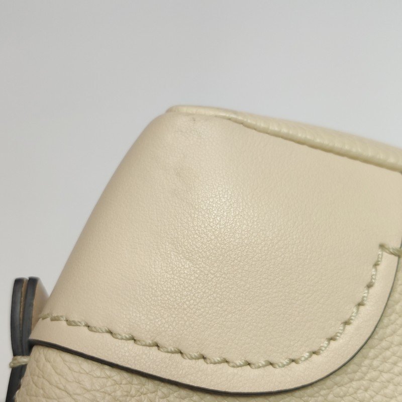 Chloe Daria迷你牛皮純色字母Logo拉鏈斜挎包單肩包-10