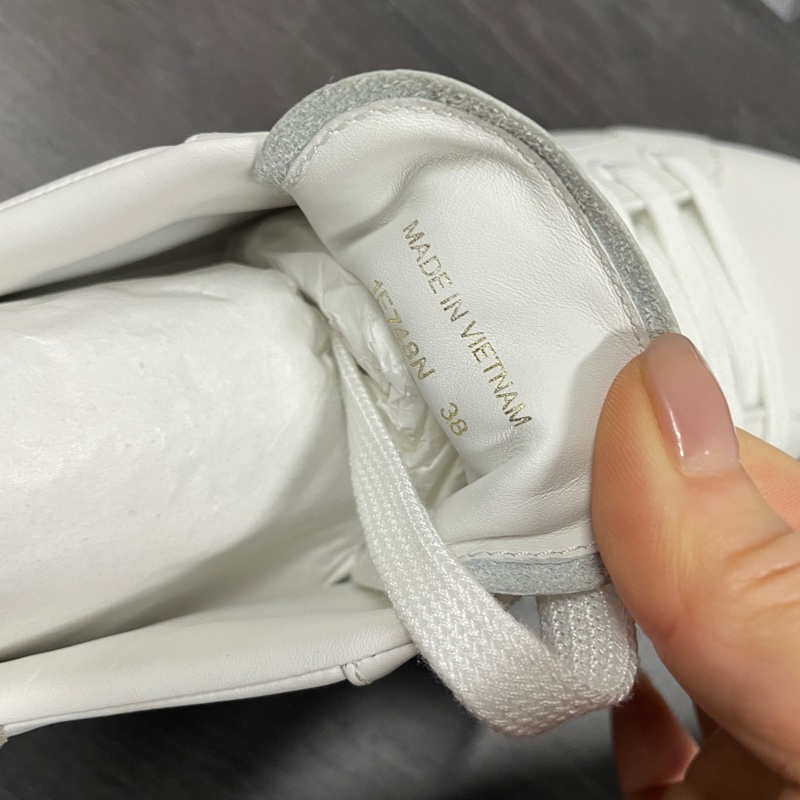 99新prada普拉達2591740三角標休閒板鞋38碼-4