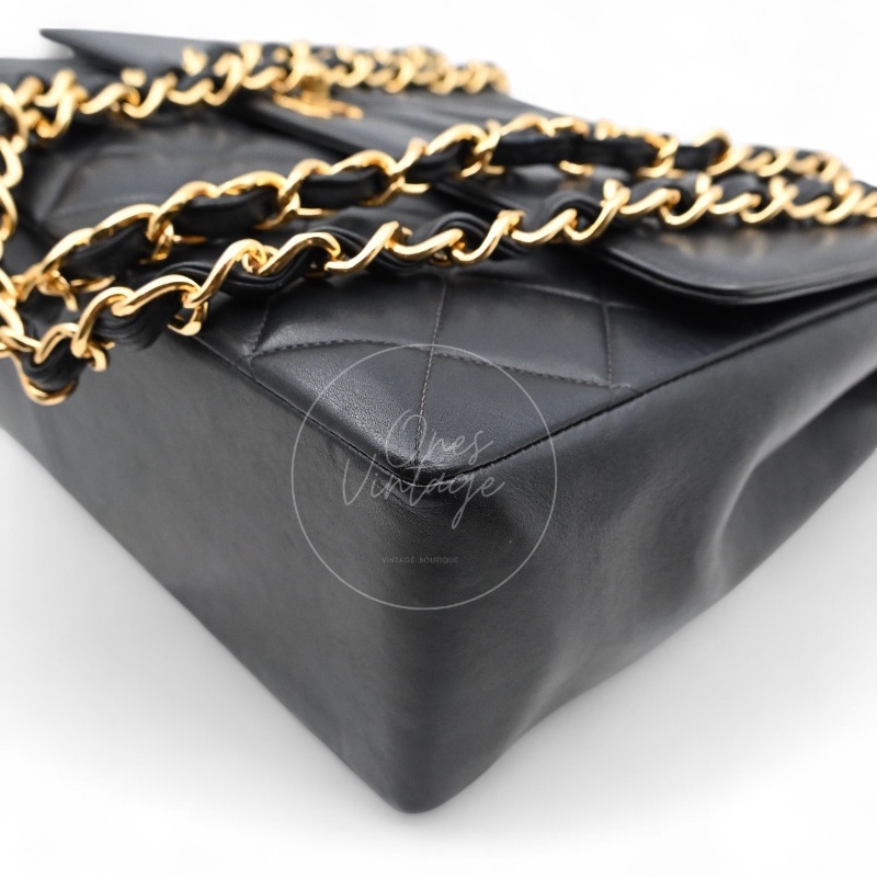 [Pre-owned] Chanel Vintage Maxi CC Black lambskin Straight Flap Bag-16