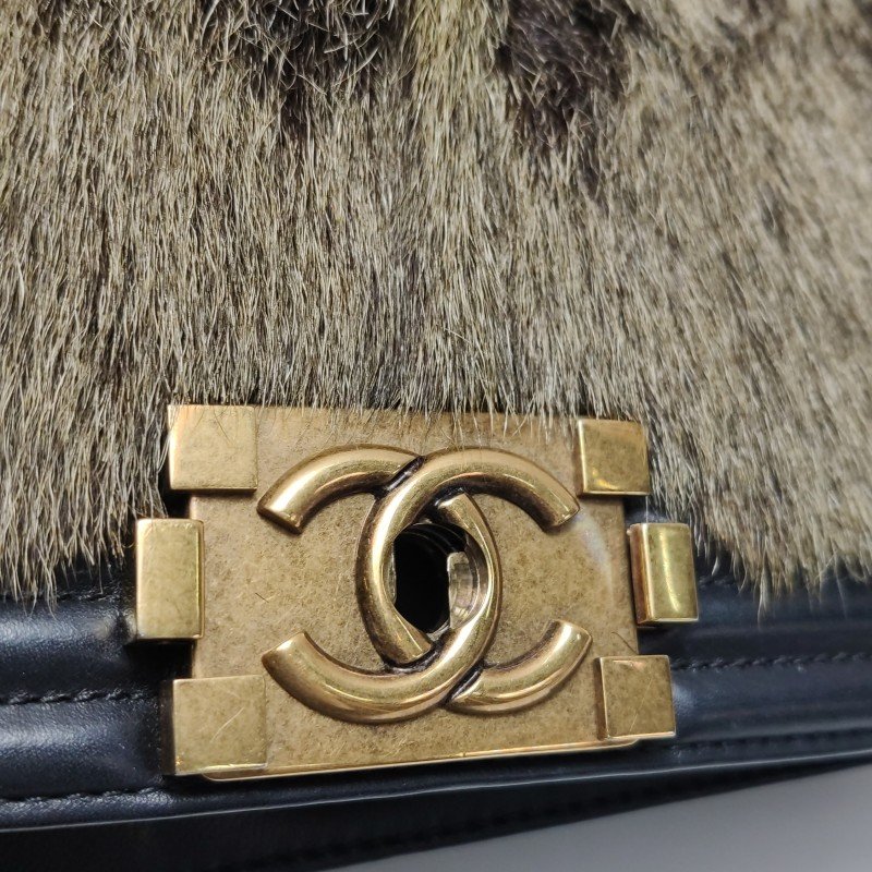 Chanel Leboy季節限定款中號牛皮拼色方形雙C鎖扣單肩包-15