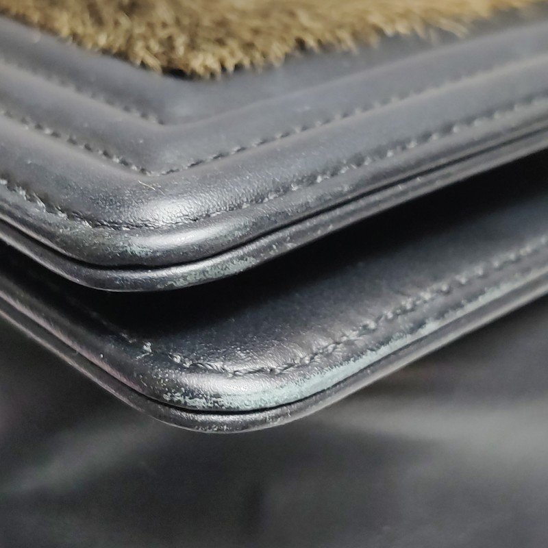 Chanel Leboy季節限定款中號牛皮拼色方形雙C鎖扣單肩包-18