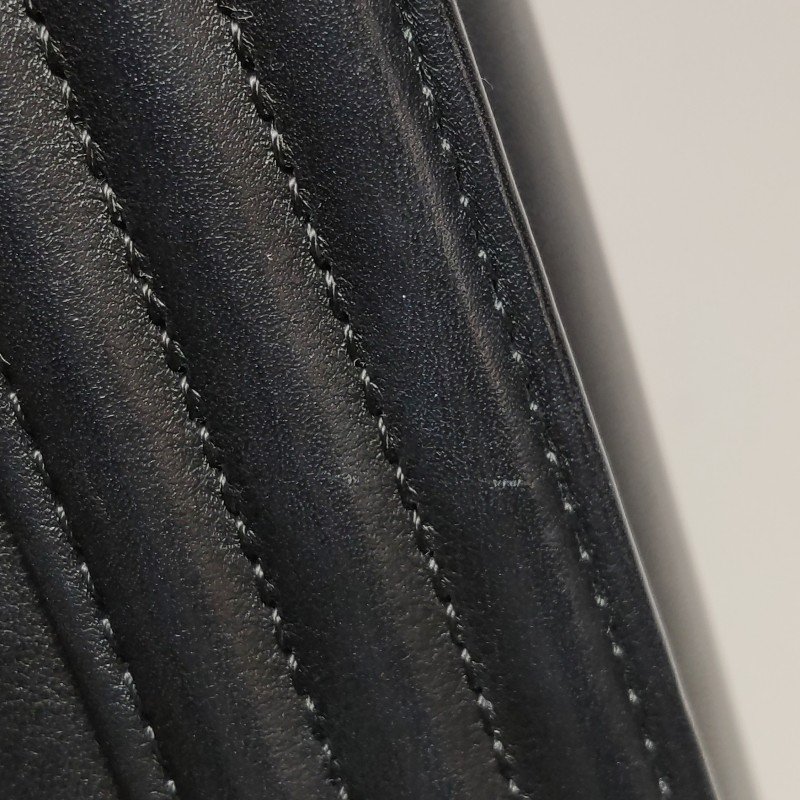 Chanel Leboy季節限定款中號牛皮拼色方形雙C鎖扣單肩包-20