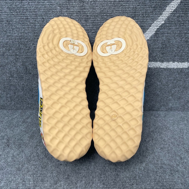 99.9新 未使用Gucci 白色帆布字母火焰Mac80板鞋43碼-7