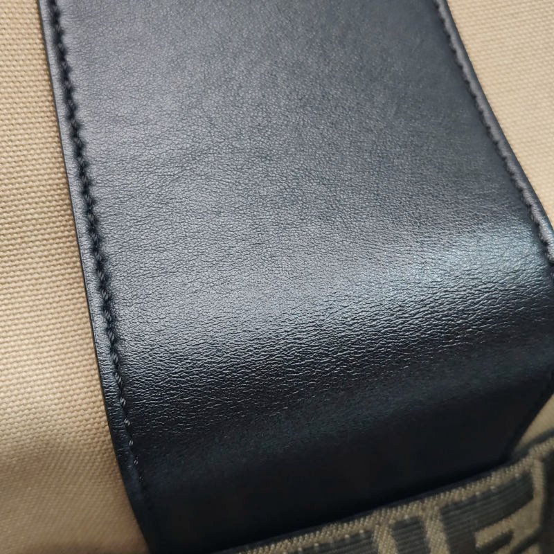 Fendi Baguette法棍包牛皮帆布拼色雙F搭扣斜挎包單肩包-18