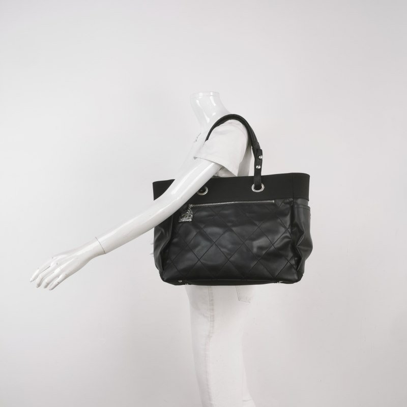 Chanel羊皮帆布塗層帆布純色菱格絎縫雙C Logo子母包單肩包-1