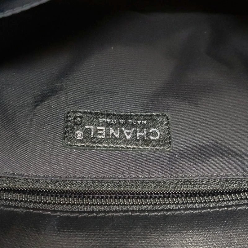 Chanel羊皮帆布塗層帆布純色菱格絎縫雙C Logo子母包單肩包-11