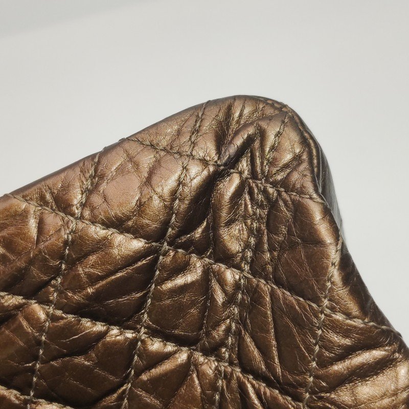 Chanel 2.55 Bag油蠟皮純色菱格絎縫矩形旋扣單肩包-19