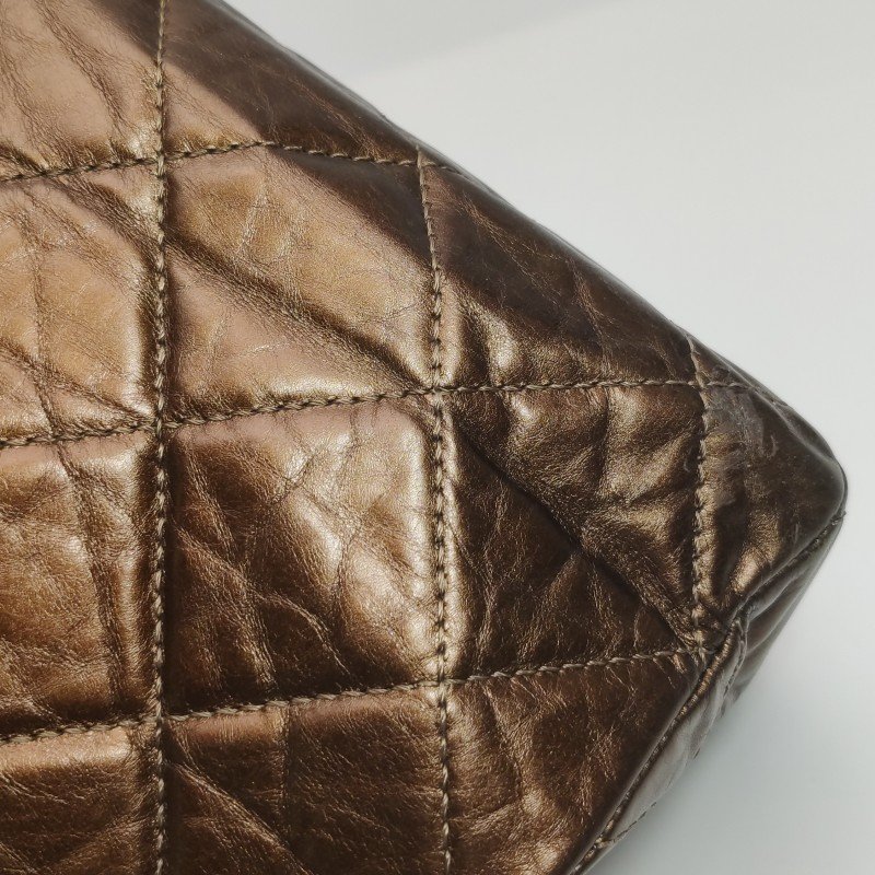 Chanel 2.55 Bag油蠟皮純色菱格絎縫矩形旋扣單肩包-22