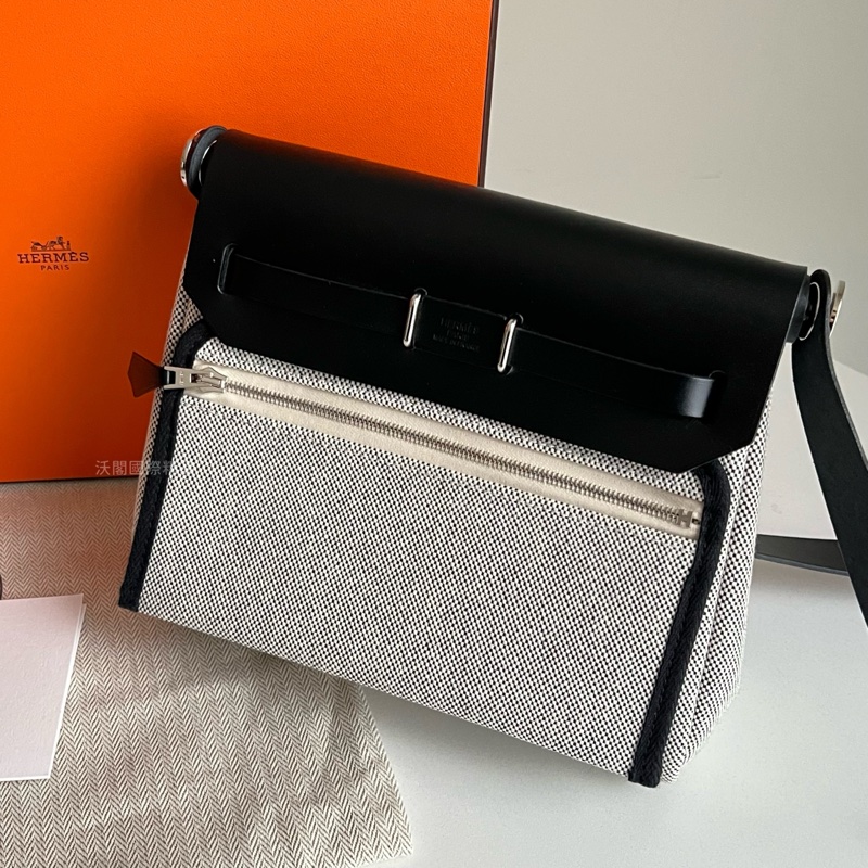 全新全配👜Hermes Mini herbag 斜背包 熊貓配色 銀扣(石板灰)K刻-11