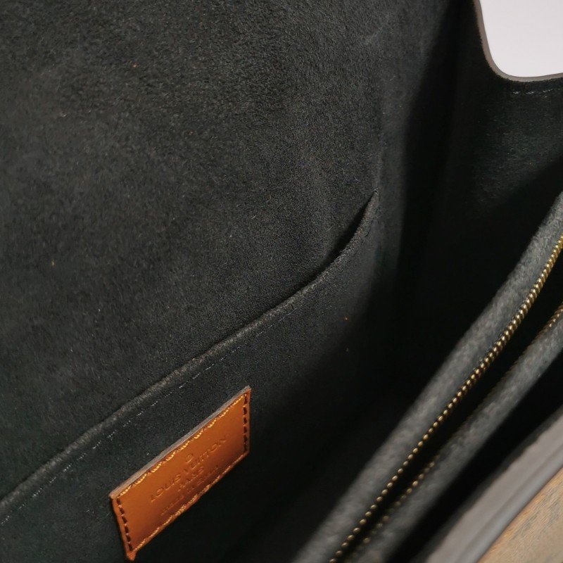 Louis Vuitton(LV)Dauphine達芙妮中號牛皮拼色Monogram印花LV搭扣單肩包晶片款-9