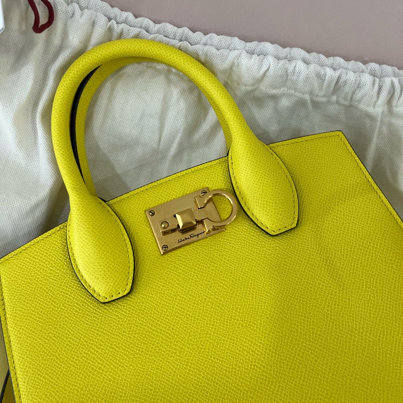 Ferragamo crossbody-12