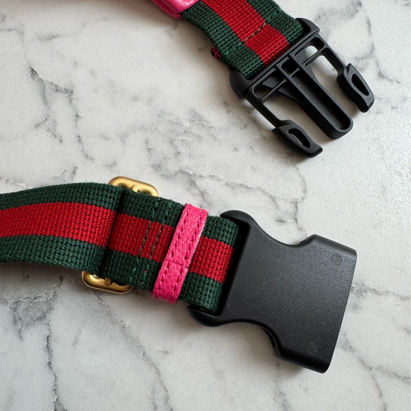 Gucci粉紅皮革胸口包-24