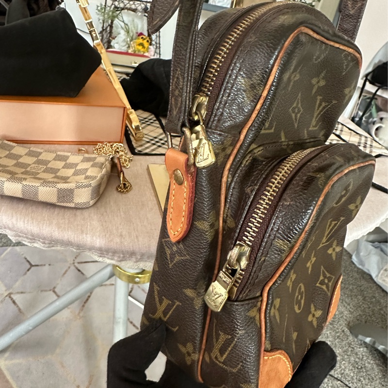 LV雙層相機包 老花斜背包 肩背包-1