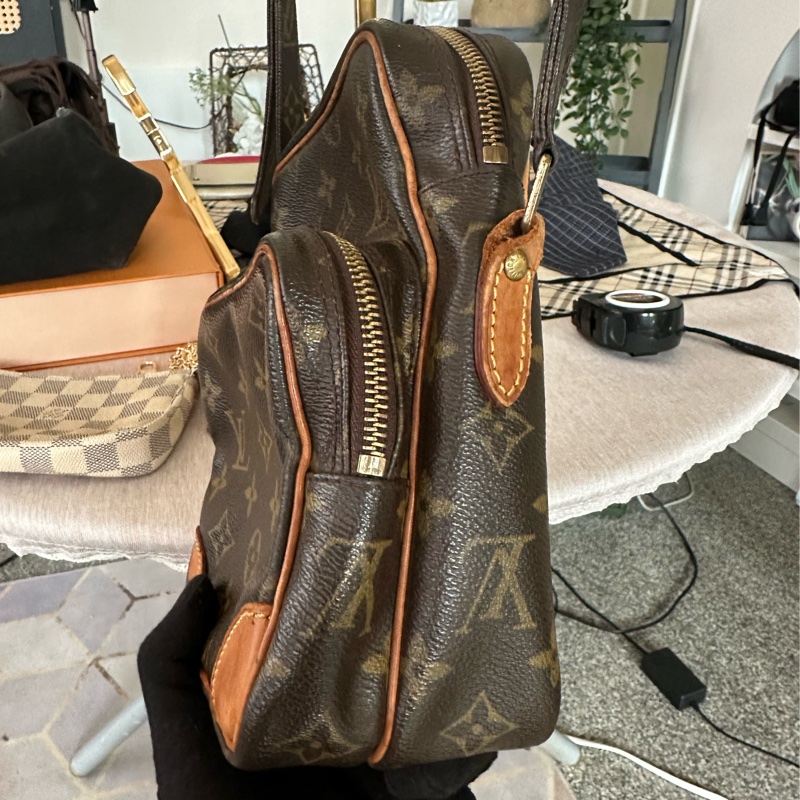 LV雙層相機包 老花斜背包 肩背包-2