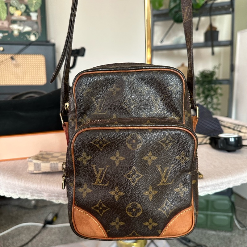 LV雙層相機包 老花斜背包 肩背包-7