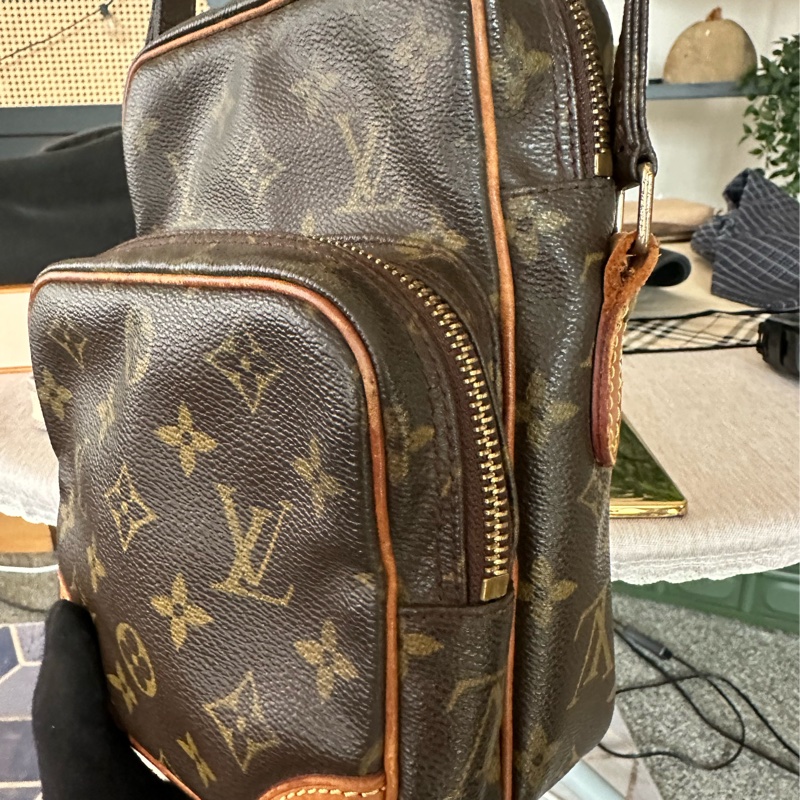 LV雙層相機包 老花斜背包 肩背包-8