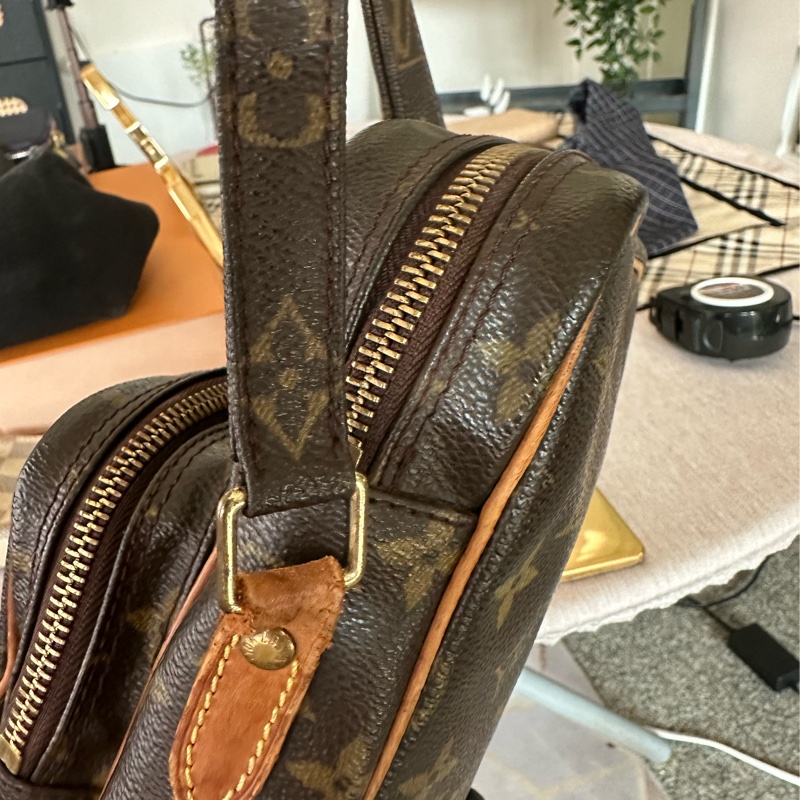 LV雙層相機包 老花斜背包 肩背包-15