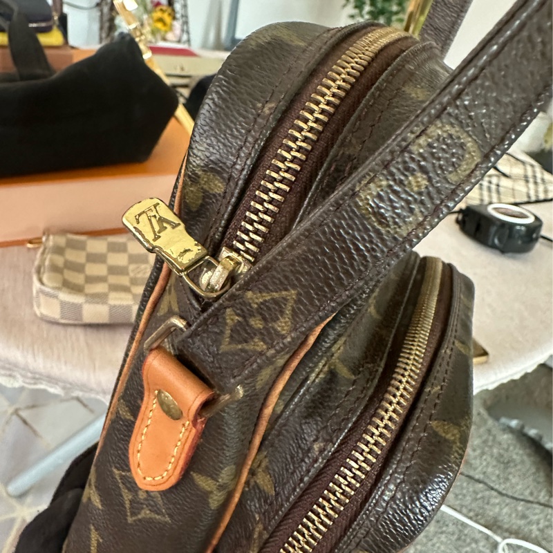 LV雙層相機包 老花斜背包 肩背包-16