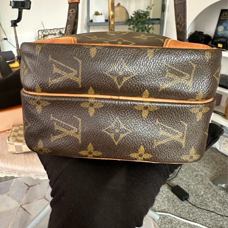 LV雙層相機包 老花斜背包 肩背包-18