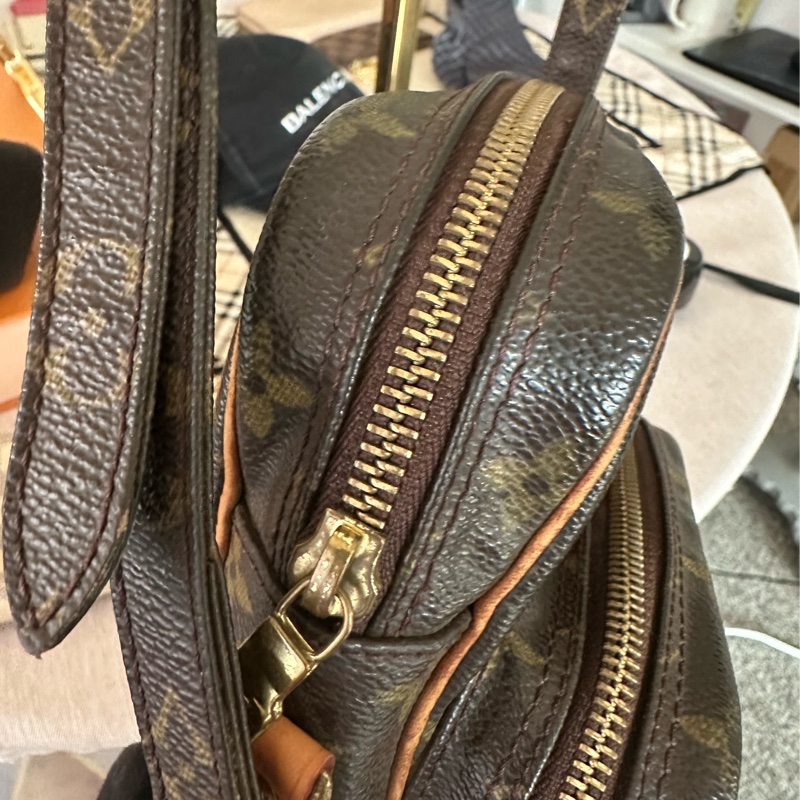 LV雙層相機包 老花斜背包 肩背包-23