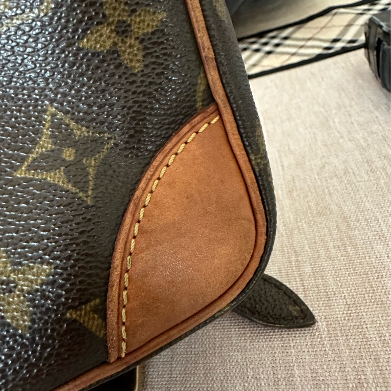 LV雙層相機包 老花斜背包 肩背包-31