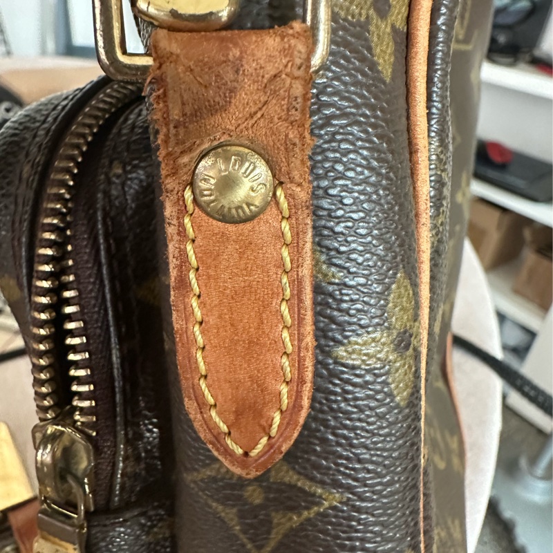 LV雙層相機包 老花斜背包 肩背包-39