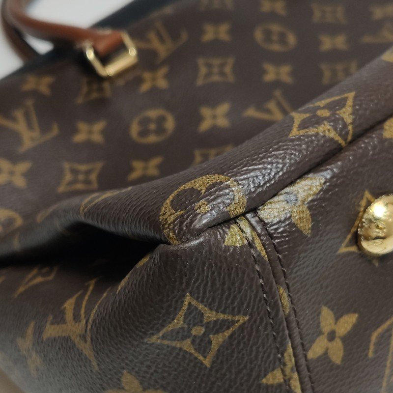 Louis Vuitton(LV)Pallas傳奇包大號牛皮Monogram印花V形拼色單肩包-16