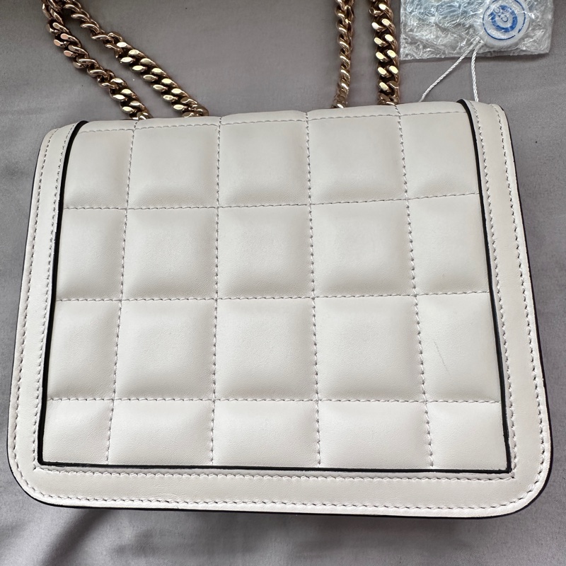 GUCCI古馳 Deco系列 白色鏈條包,小號豆腐包(近新閒置款)-5