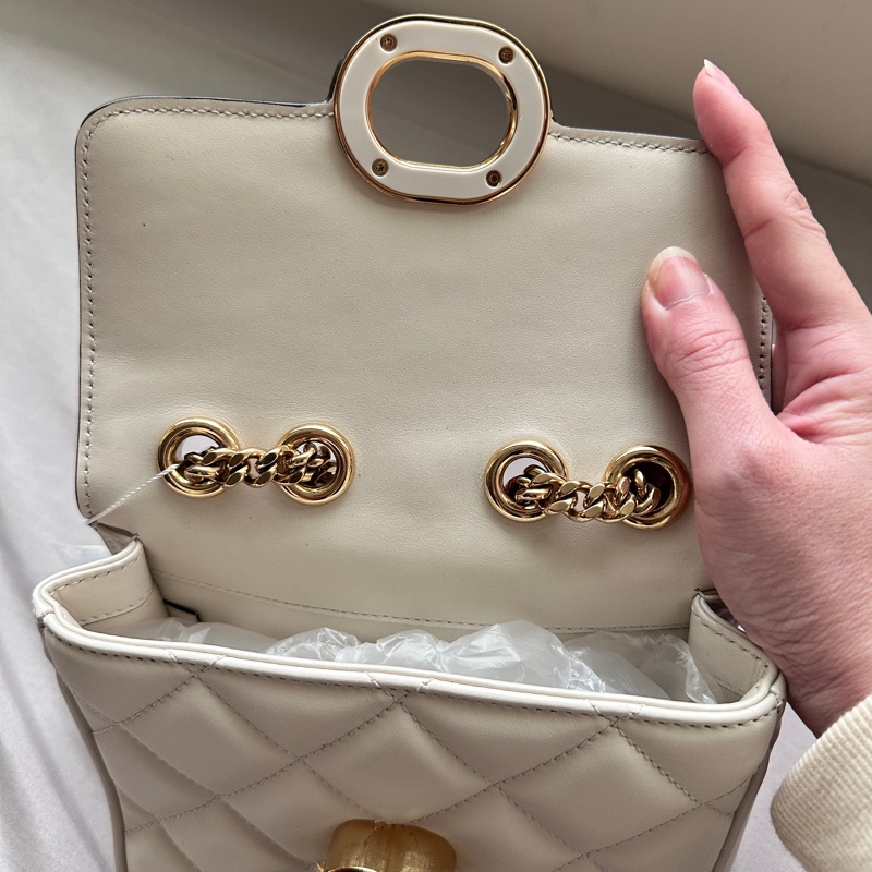 GUCCI古馳 Deco系列 白色鏈條包,小號豆腐包(近新閒置款)-9