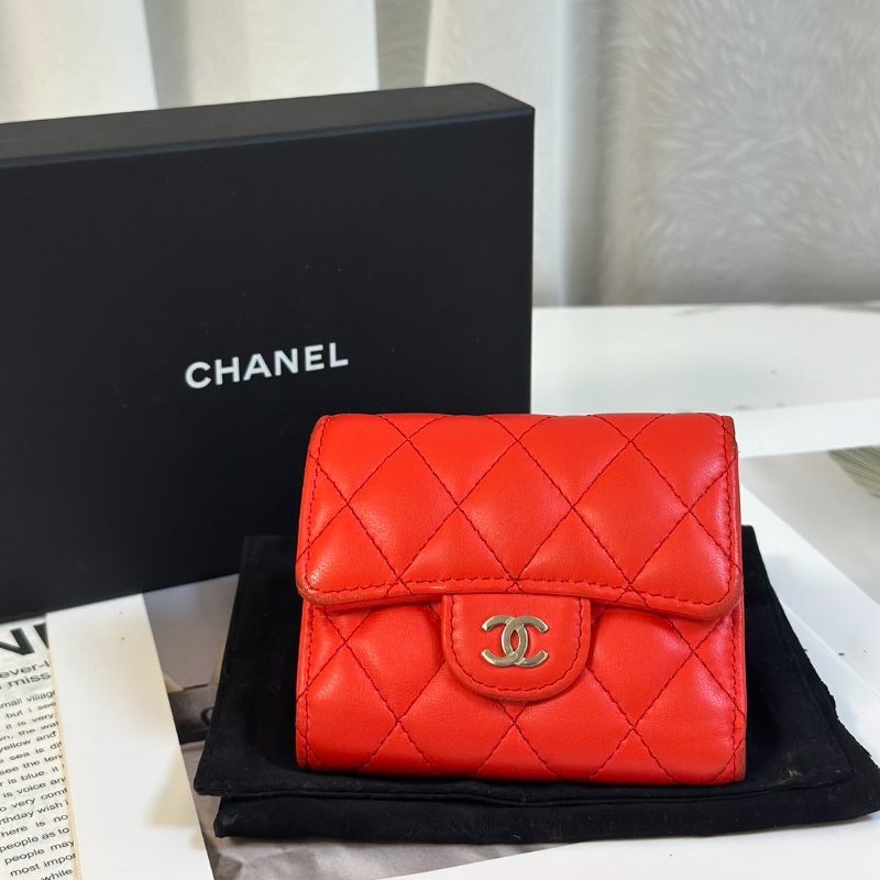 CHANEL 經典羊皮零錢袋三折短夾 - 紅銀27開-0