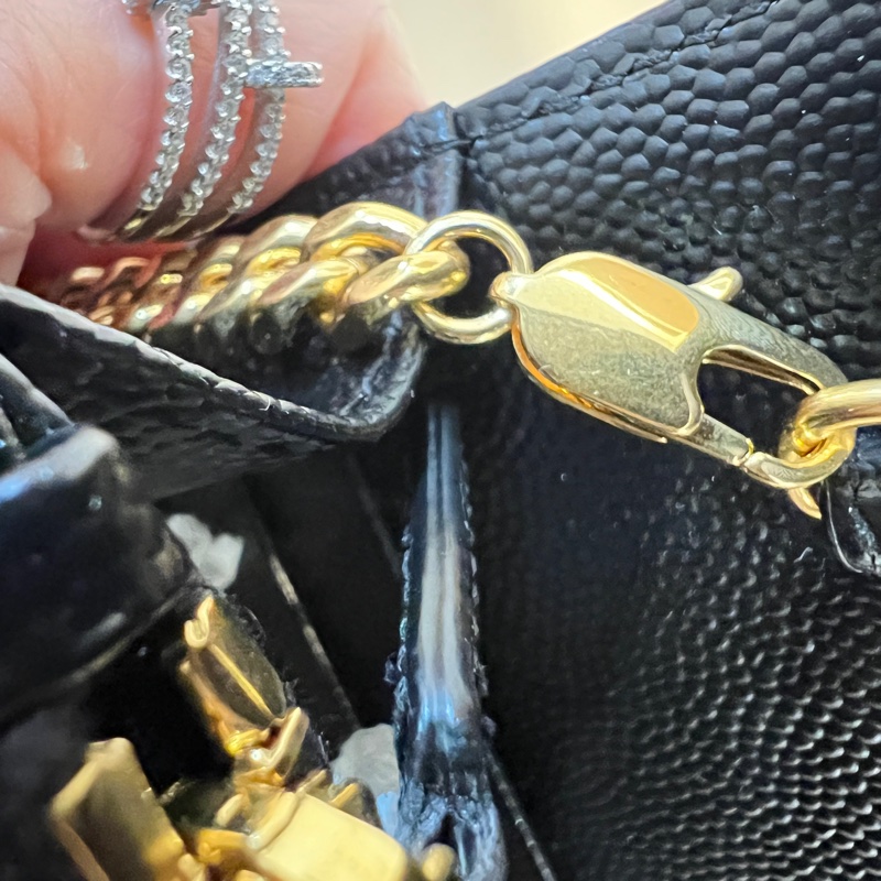 YSL 黑荔枝牛皮山型紋Cassandre WOC金釦斜背包-14