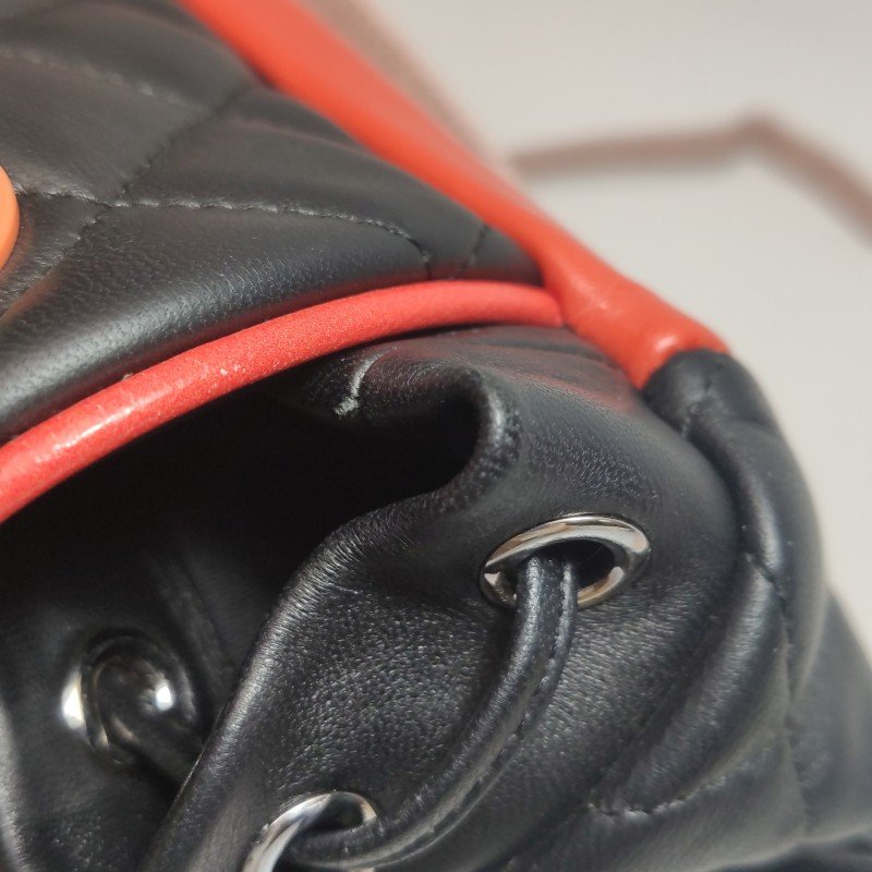 Chanel Urban Spirit羊皮菱格絎縫雙C書包扣雙肩包-14