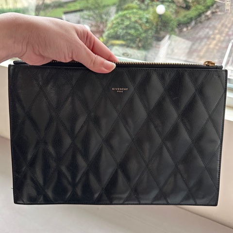 Givenchy紀梵希黑色小羊皮手拿包