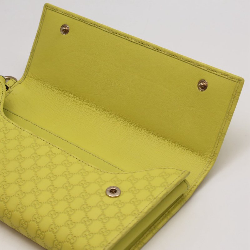 GUCCI 雙G壓紋四合一手拿包-6