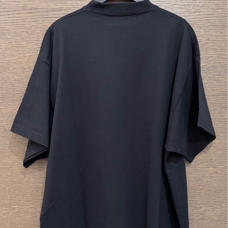 巴黎世家刺繡反轉短袖-3