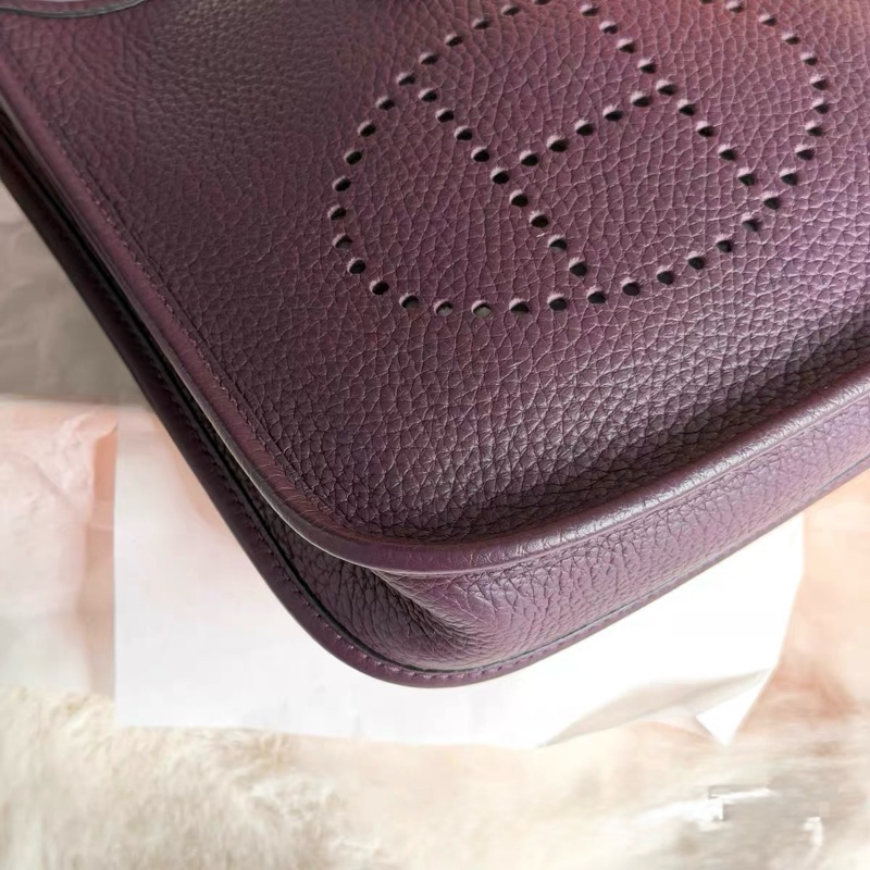 全新 超划算 愛馬仕 Hermès Mini Evelyne 紫／深紫・拼色背帶・日常神包-7