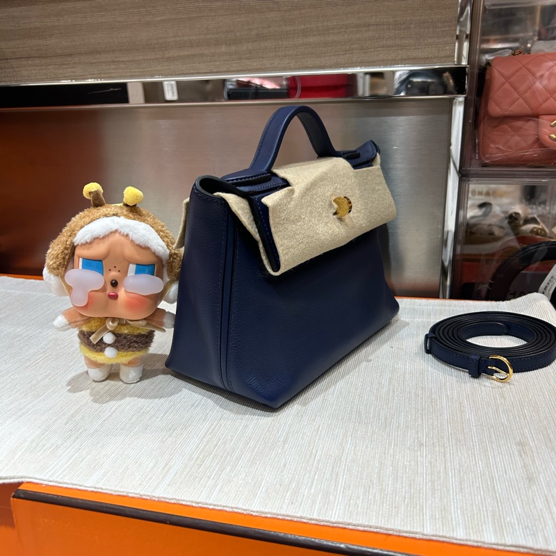 Hermes Mini 2424 Blue Nuit Stamp Z-6