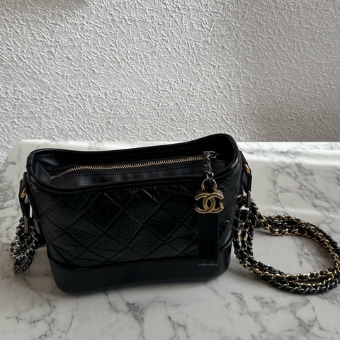 Chanel黑色復古金雙C流浪包