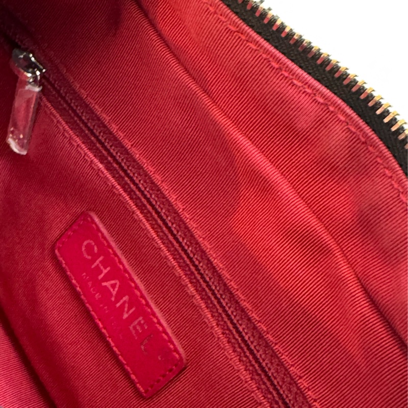 Chanel黑色復古金雙C流浪包-26