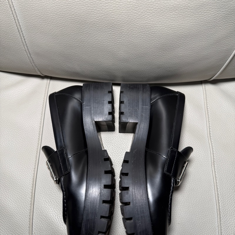 Chanel 香奈兒 黑色 logo 厚底 樂福鞋 95 新 36 碼-1