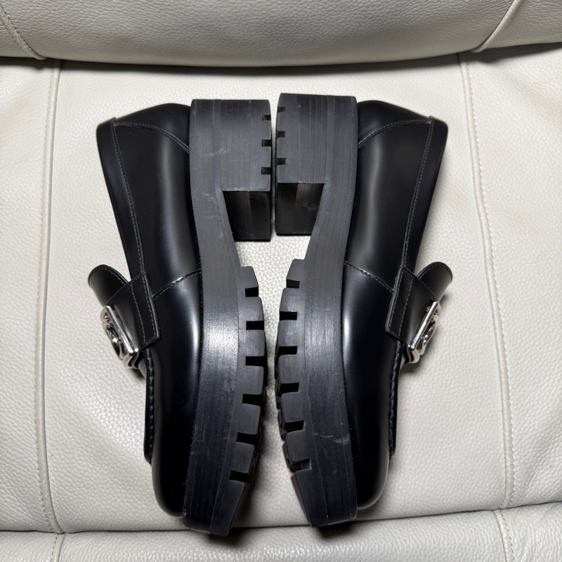 Chanel 香奈兒 黑色 logo 厚底 樂福鞋 95 新 36 碼-2