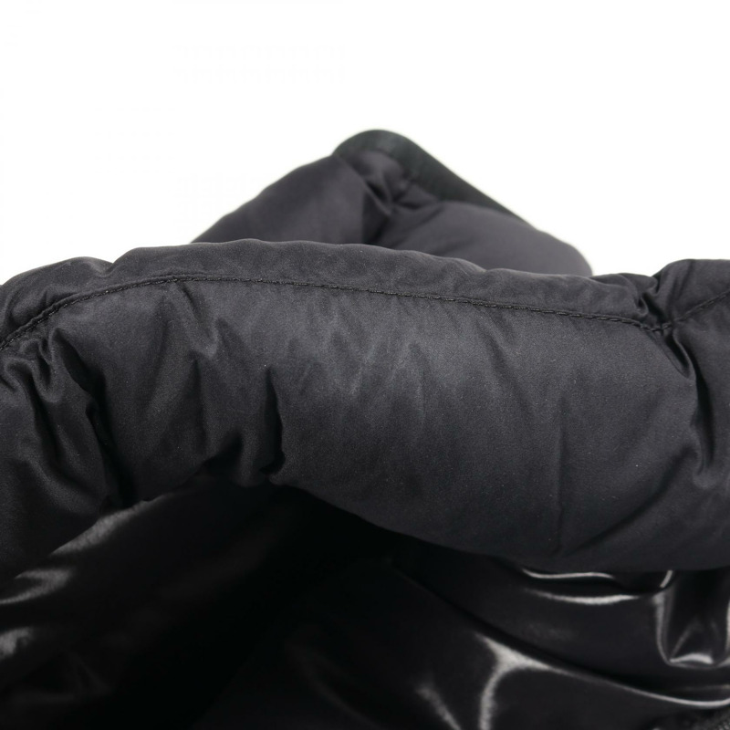MONCLER CENIS 羽絨背心 H20931A00012 53333 尼龍 黑色 #0 二手 女款-4