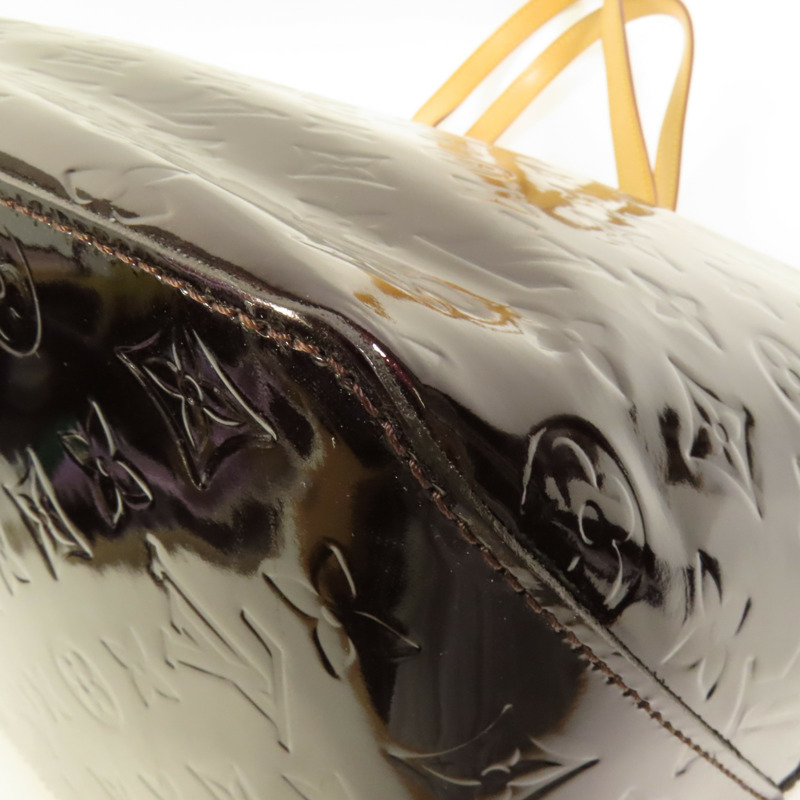 LOUIS VUITTON Vernis Bellevue GM金扣肩背袋-12